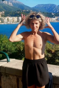 A subtle public display