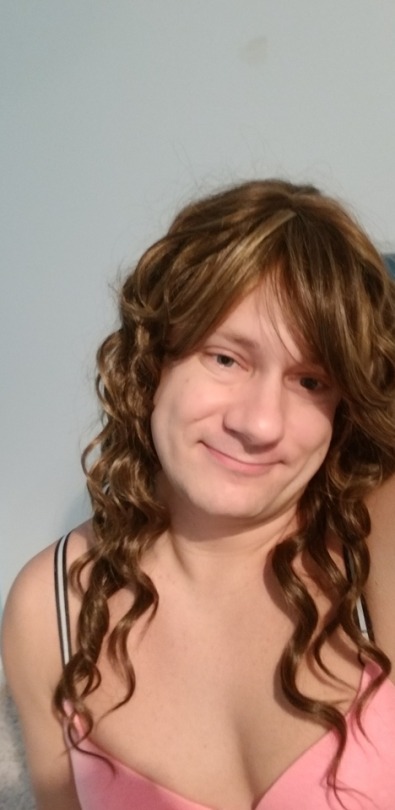 Jess Evans – Give in to the gay