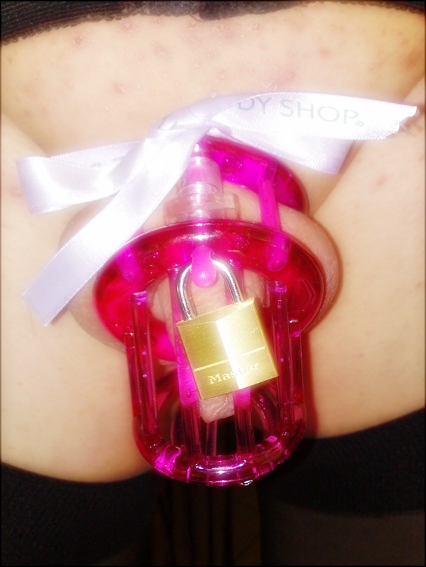 Italian sissy SarahZoccola exposed