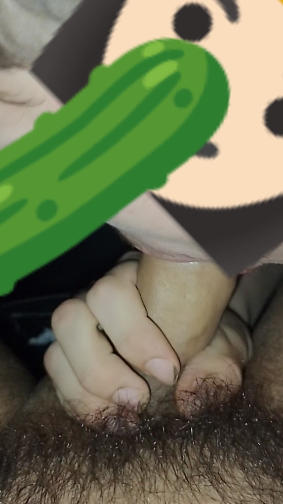 Really hungry for cock👸🏻 1000 comments and I’m activating downloads