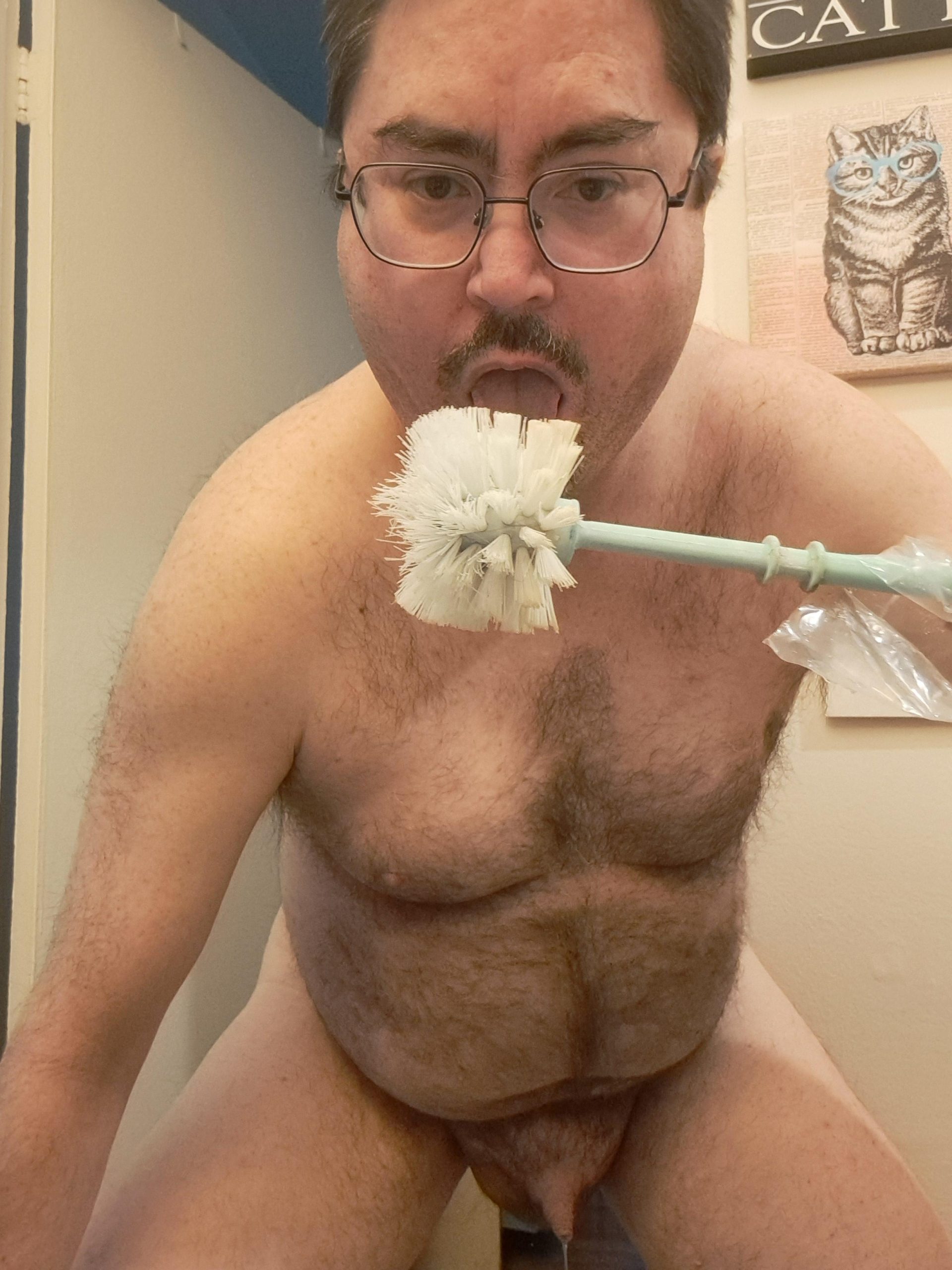 Human toilet bowl cleaner