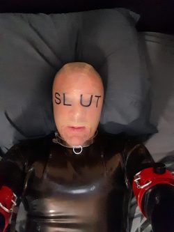 Roulf Beck – Latex sl*t