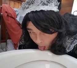 Dumb SW UK Sissy in PVC