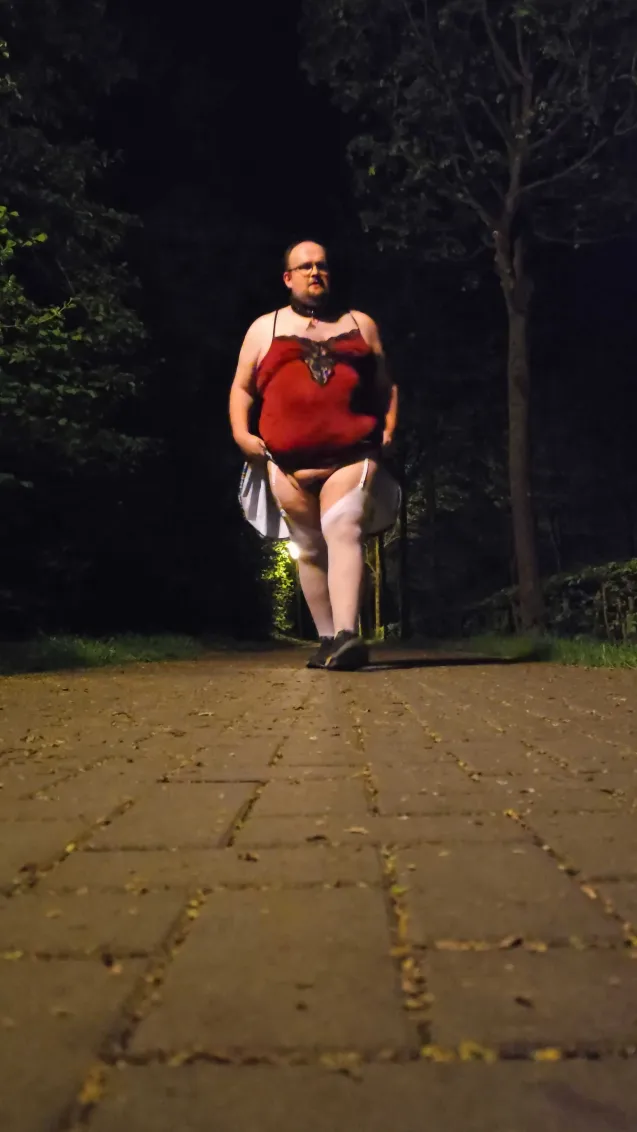 Chubby wh*re with a useless clit