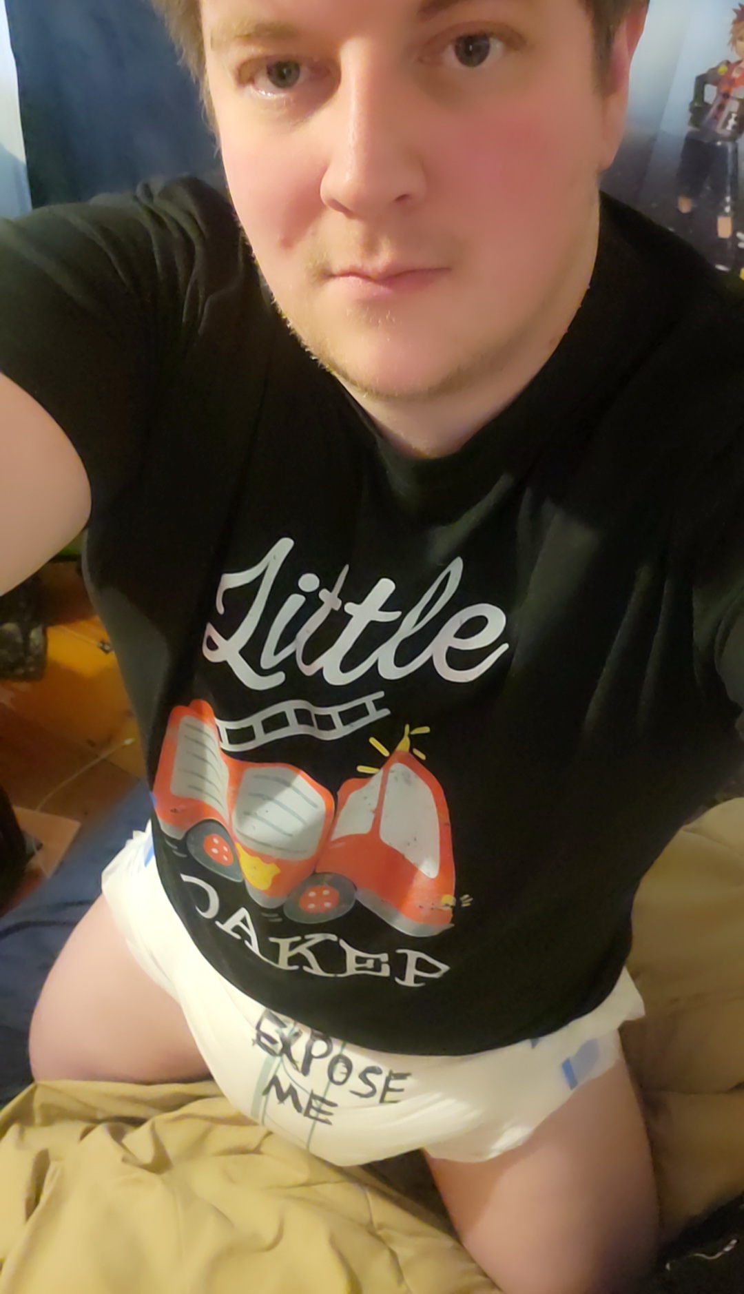 Exposed diaper loser