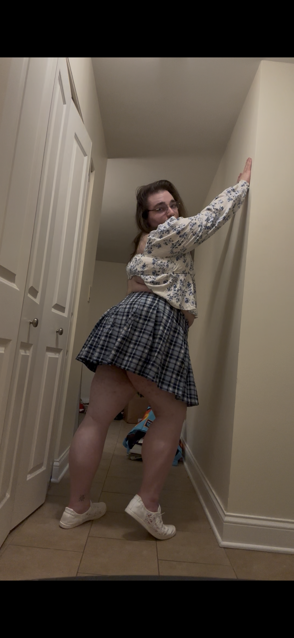 Closet trans girl desperate to be exposed