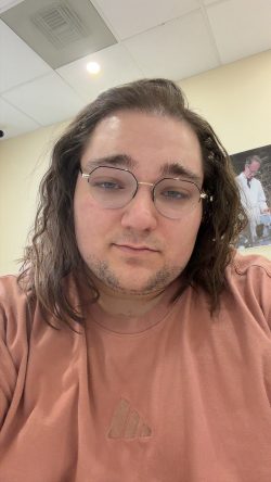 Closet trans girl desperate to be exposed