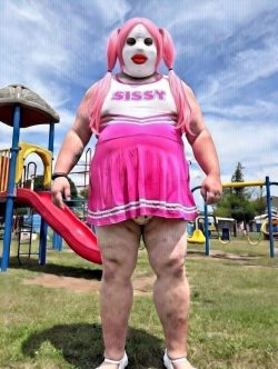 ~ Sissy wants her wet diapers exposed forever