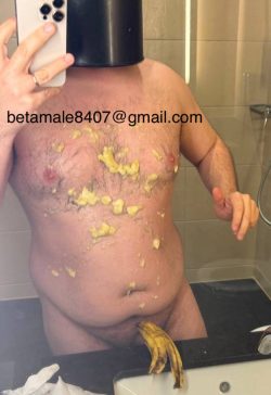 Big wh*re with banana