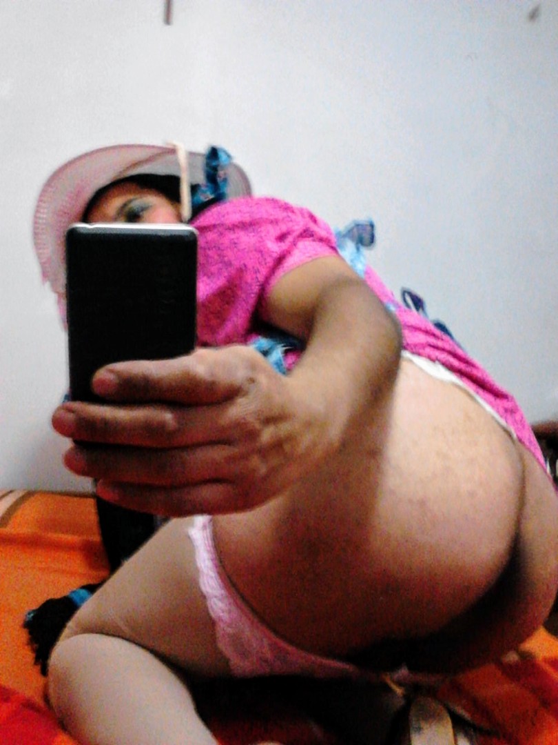 Marcosmarica Campesina y Puta.