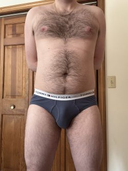 Which do I look better in, boxer-briefs or briefs? Kik mmu62