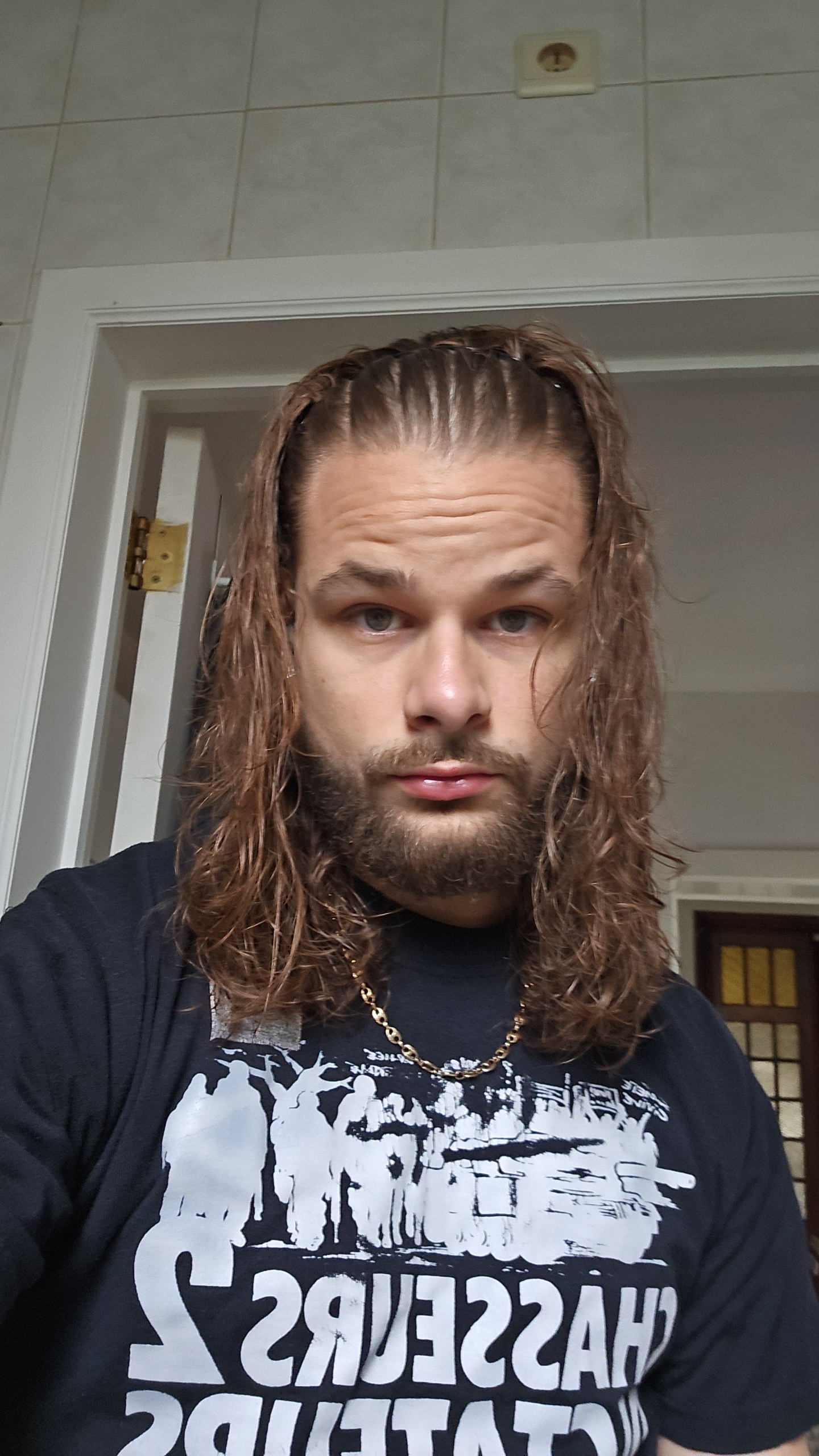 Tyron van braet to blackmail control and expose !