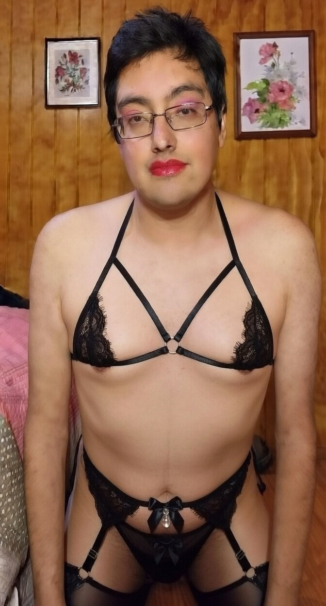 @sissycl31 SissyVivi crave humiliation