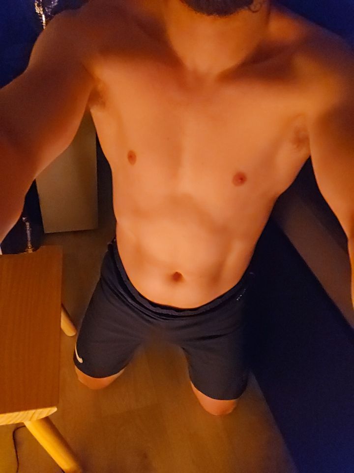 Tyron van braet , 29y from belgium