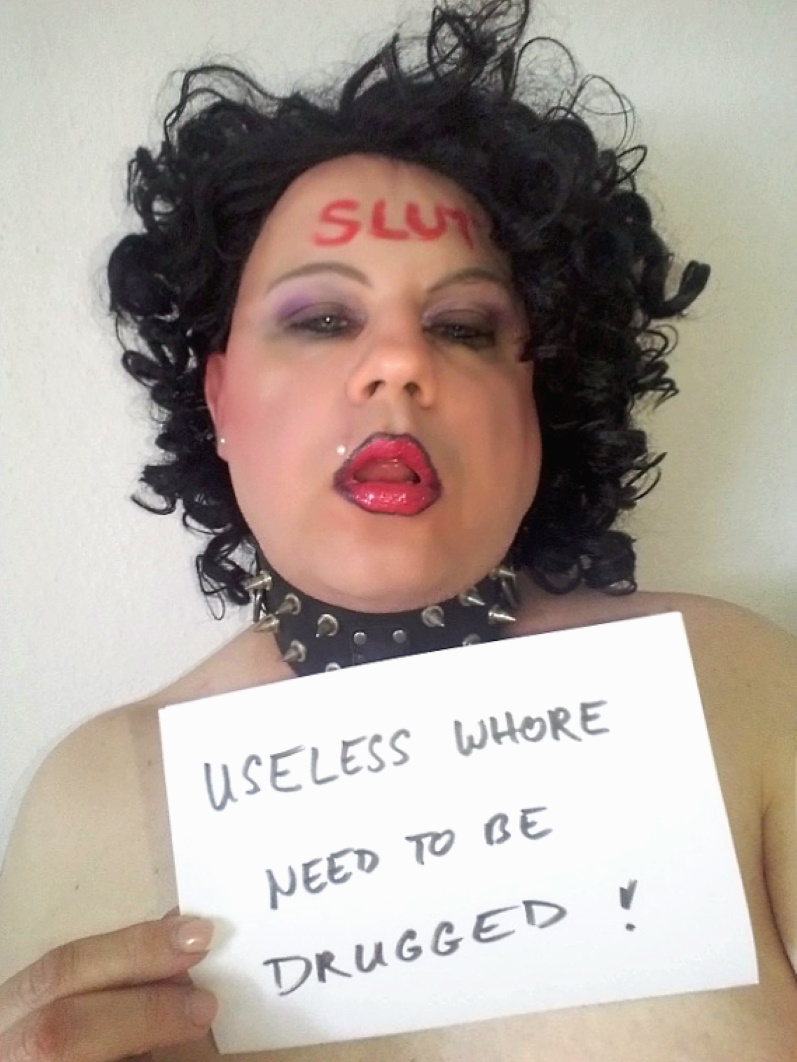 Drunk Sissy-sl*t Thorsten Naujoks