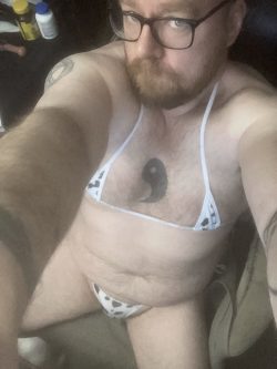 expose me to my wife!