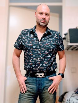 Exposed f*ggot  – Willing f*ggot