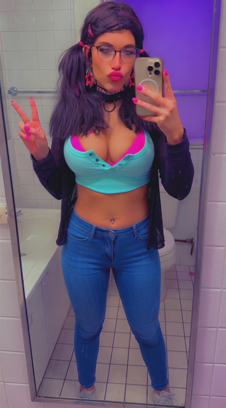 Sissy cum sl*t Brittney