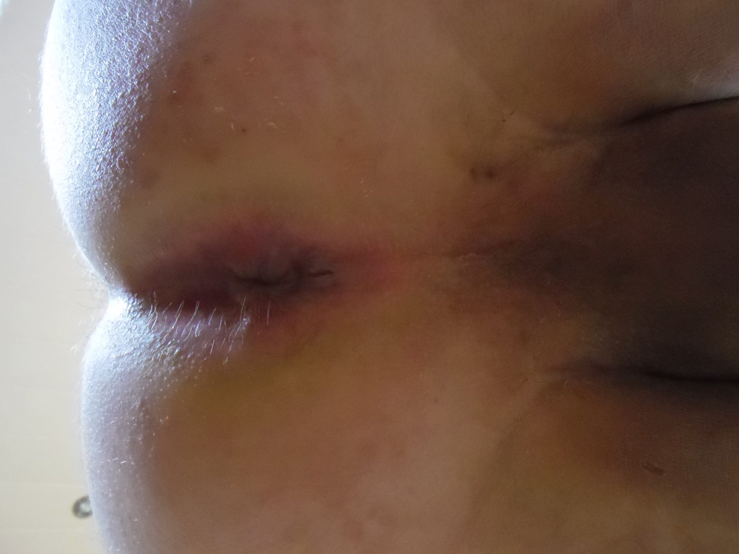 Slave Dominik to show himself