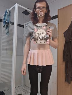 Diapered sissy Emily