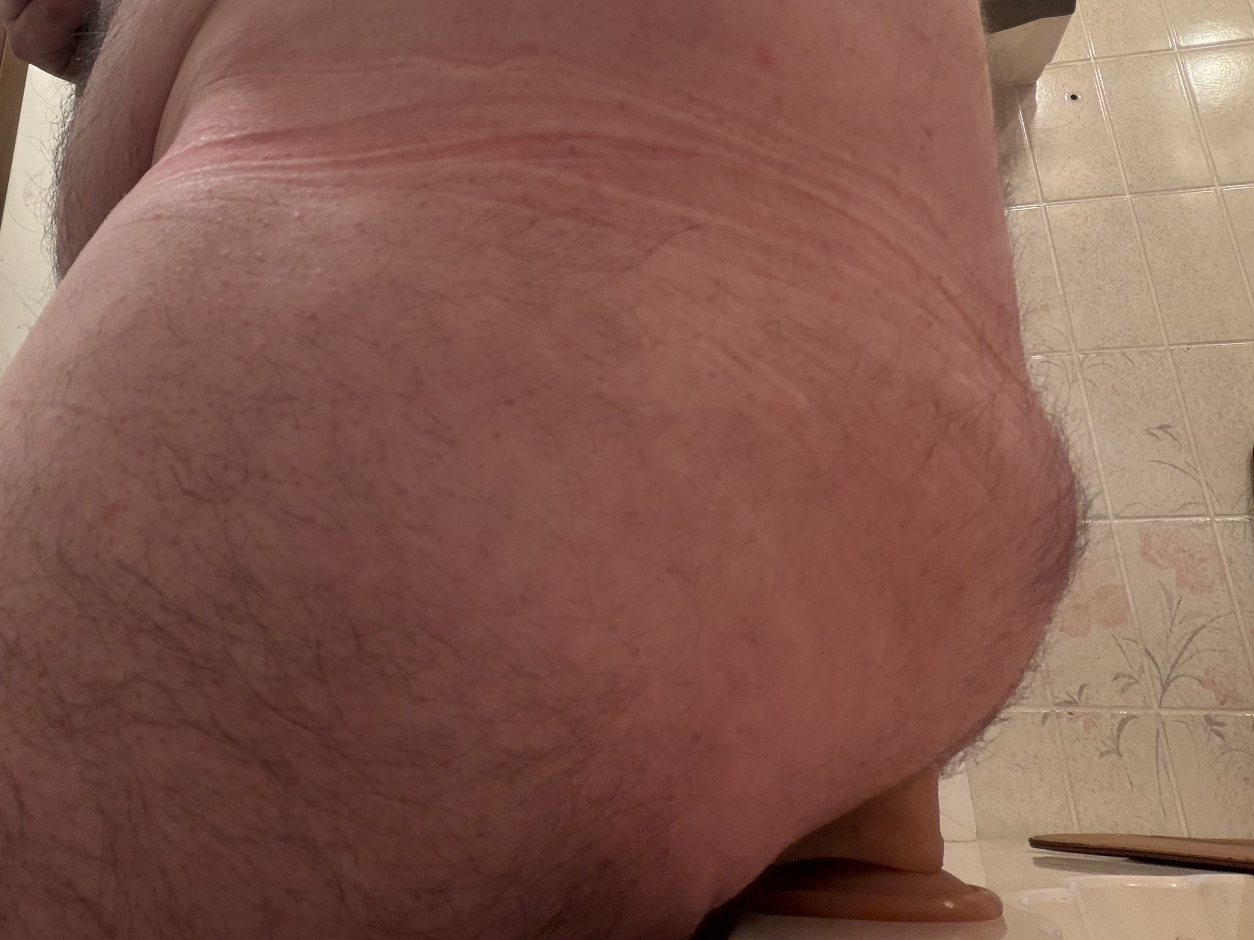 Blmwet1 – f*g takes his dildo deep