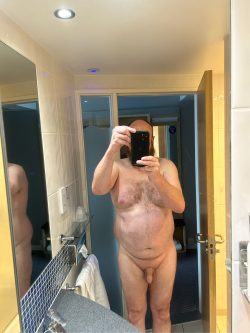 U.K. f*ggot looking to be owned and used