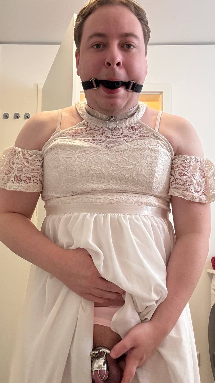 Dumb sissy risk – blackmailer/Owner/Master wanted