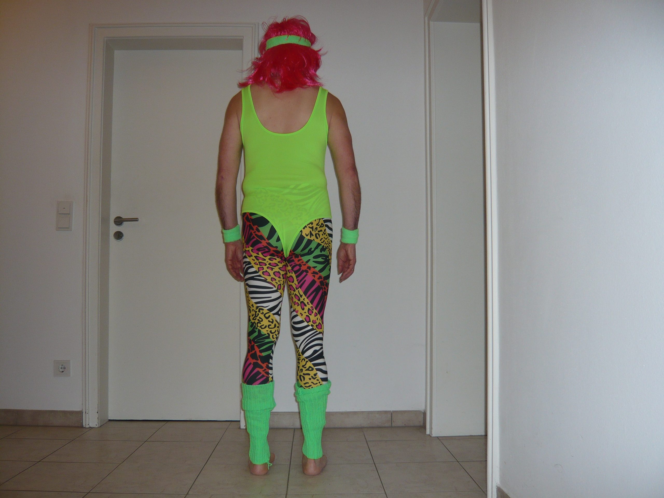 joerg sklave – Outing as a aerobic queen