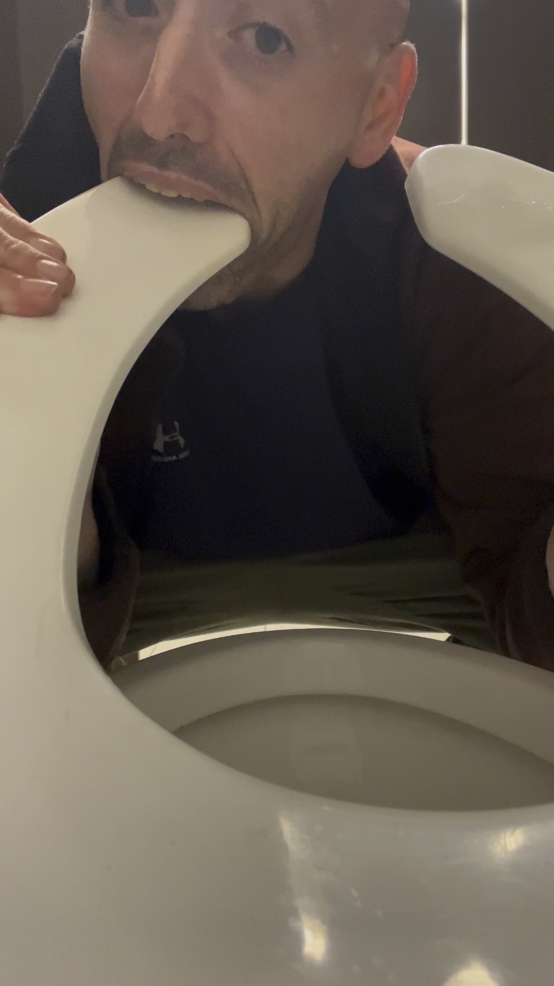 Loser Bobby  – Making out with my porcelain girlfriend