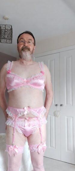 Sissy Amy – AI fun