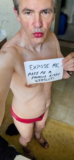 Exposed closet sissy wh*re,  Scott Griffiths