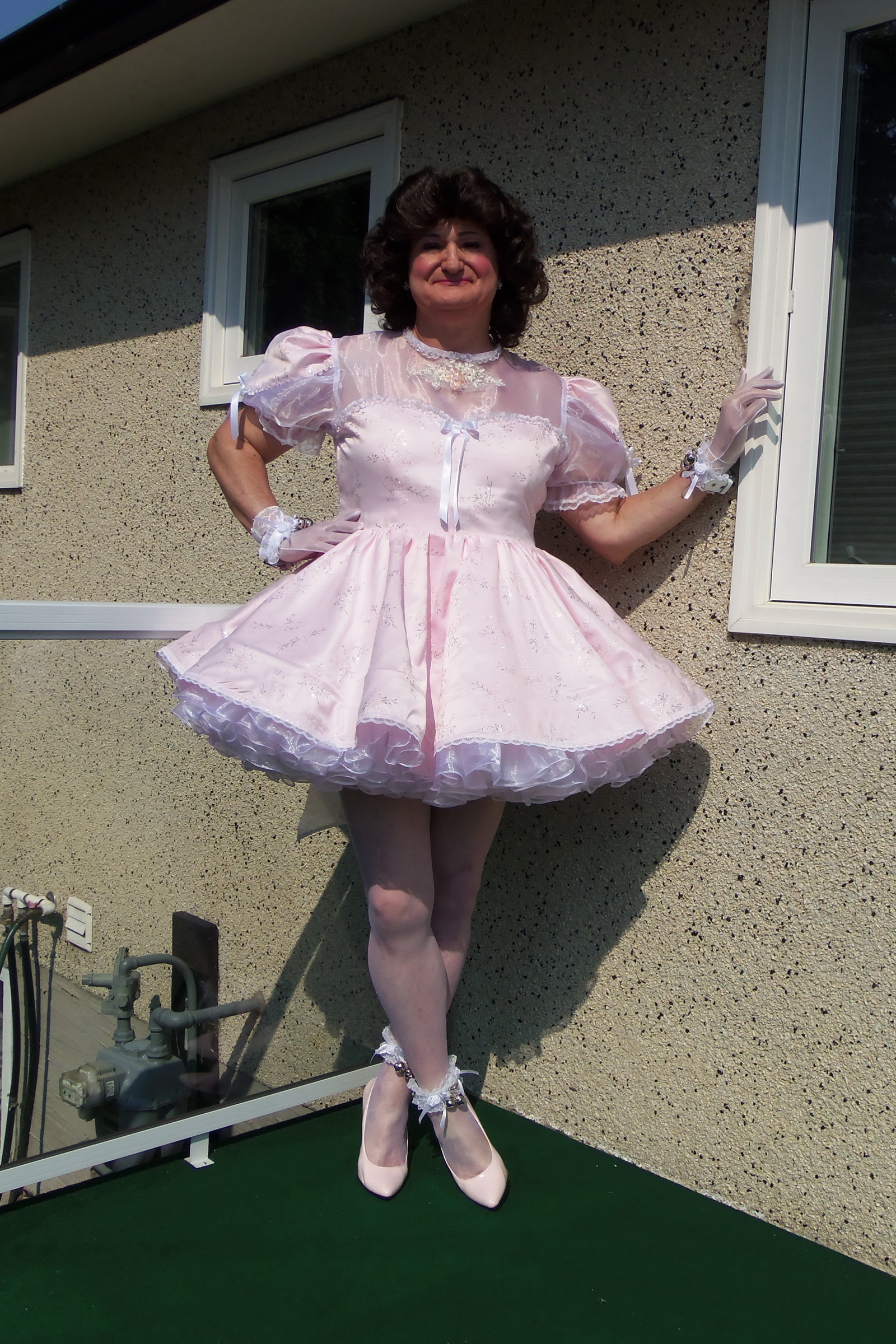 Sissy Maid Teri Exposure