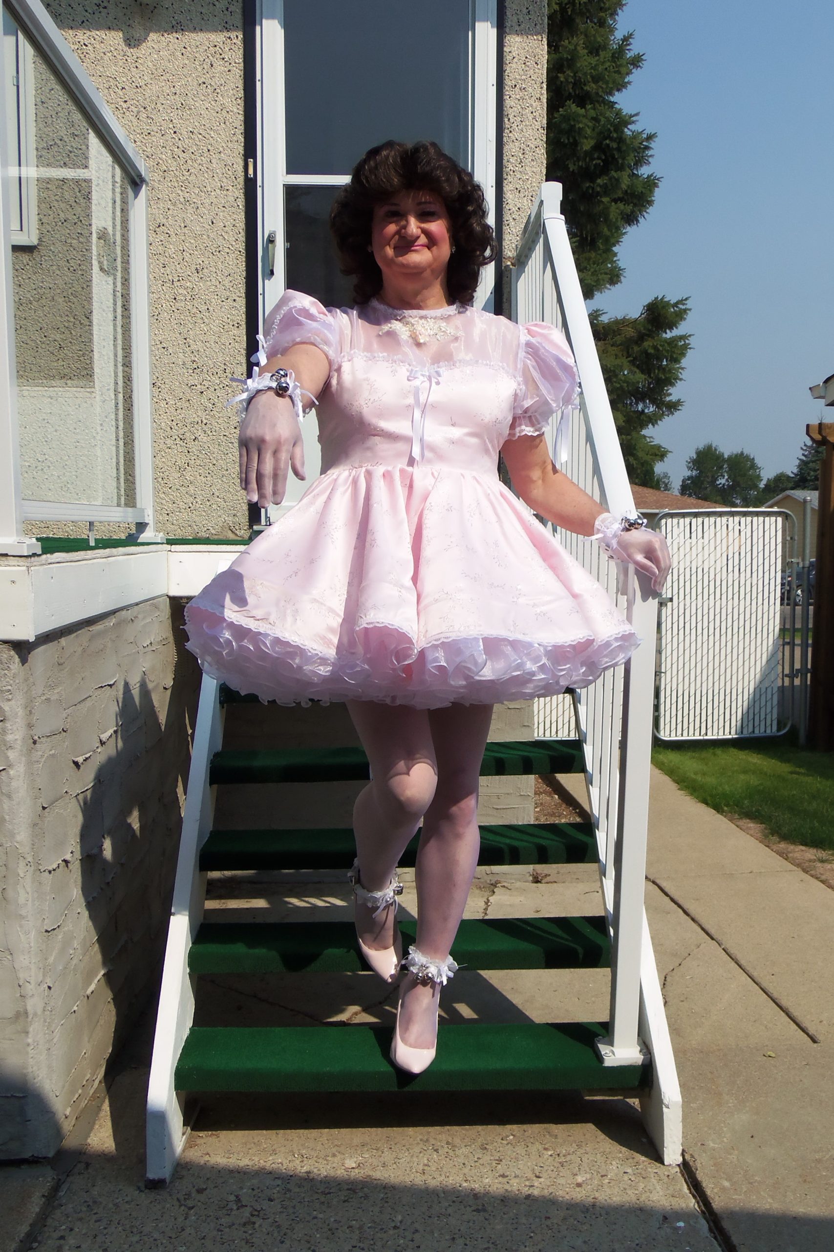 Sissy Maid Teri Exposure