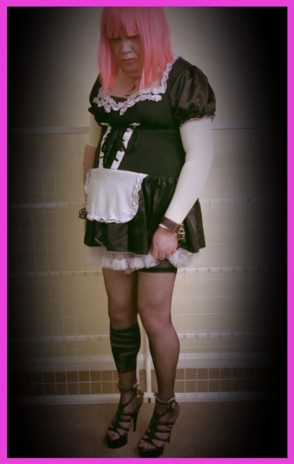 Sissy Sasha Maid
