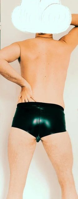 French wh*re looking to be used