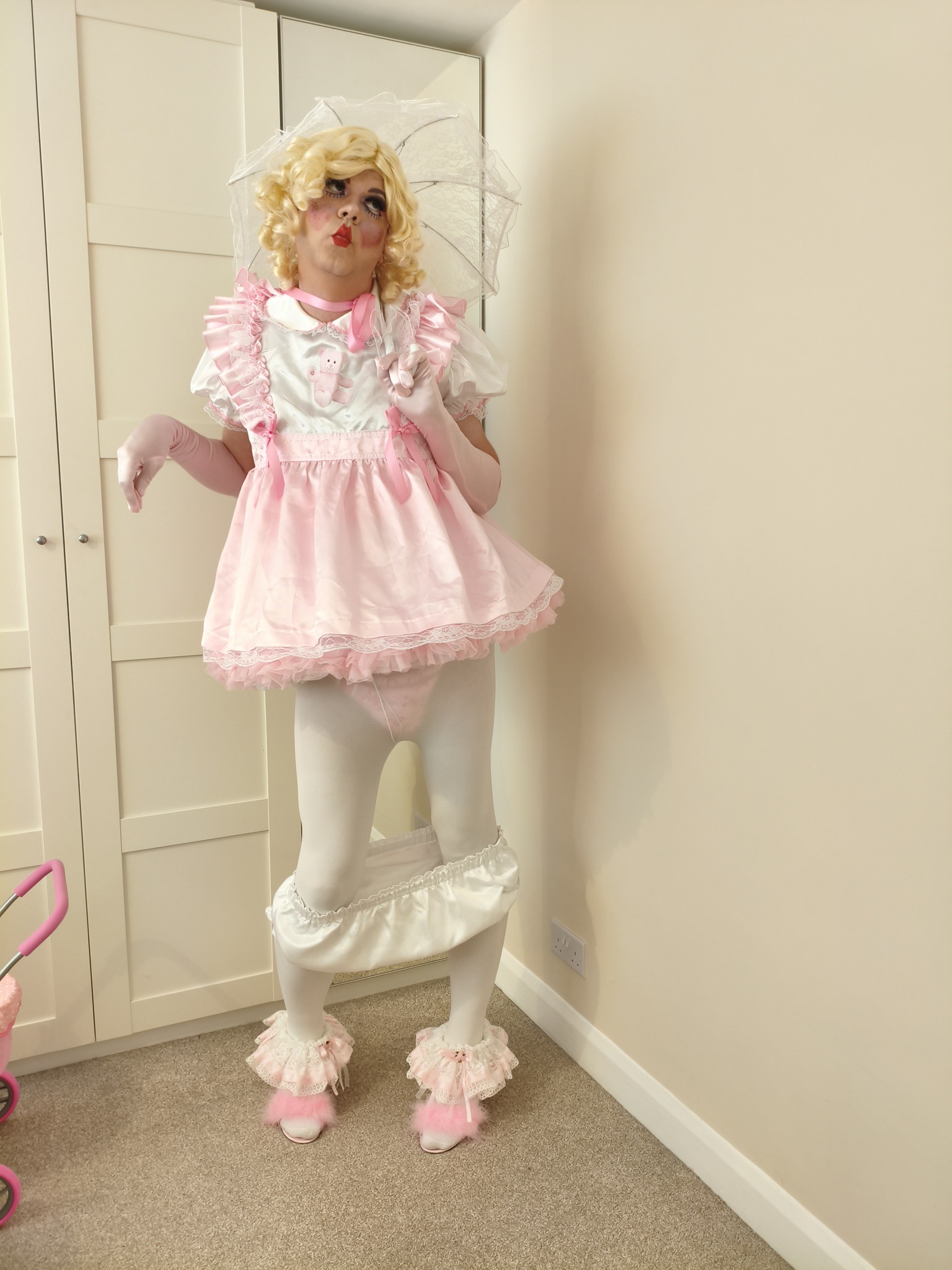 Pathetic sissy f*g