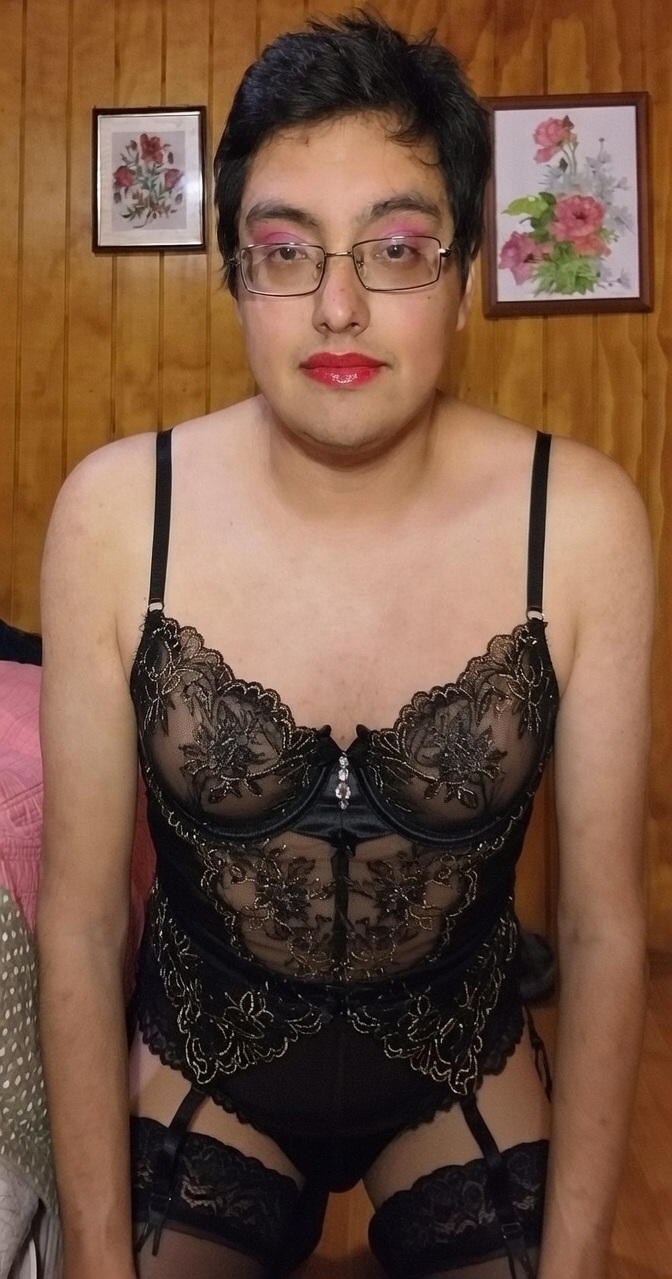 SissyVivi exposed