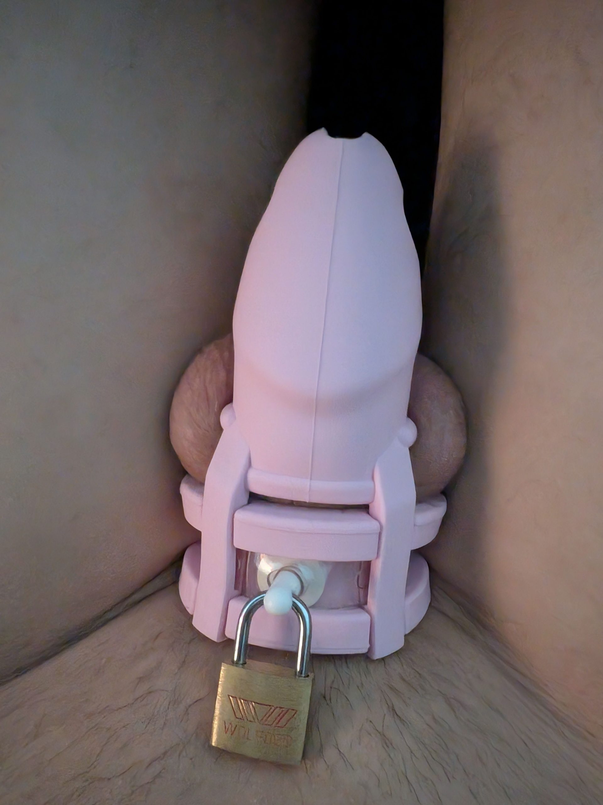 Sissy VIRGIN Needs to be Exposed to all Local Bulls (Ohio 614)