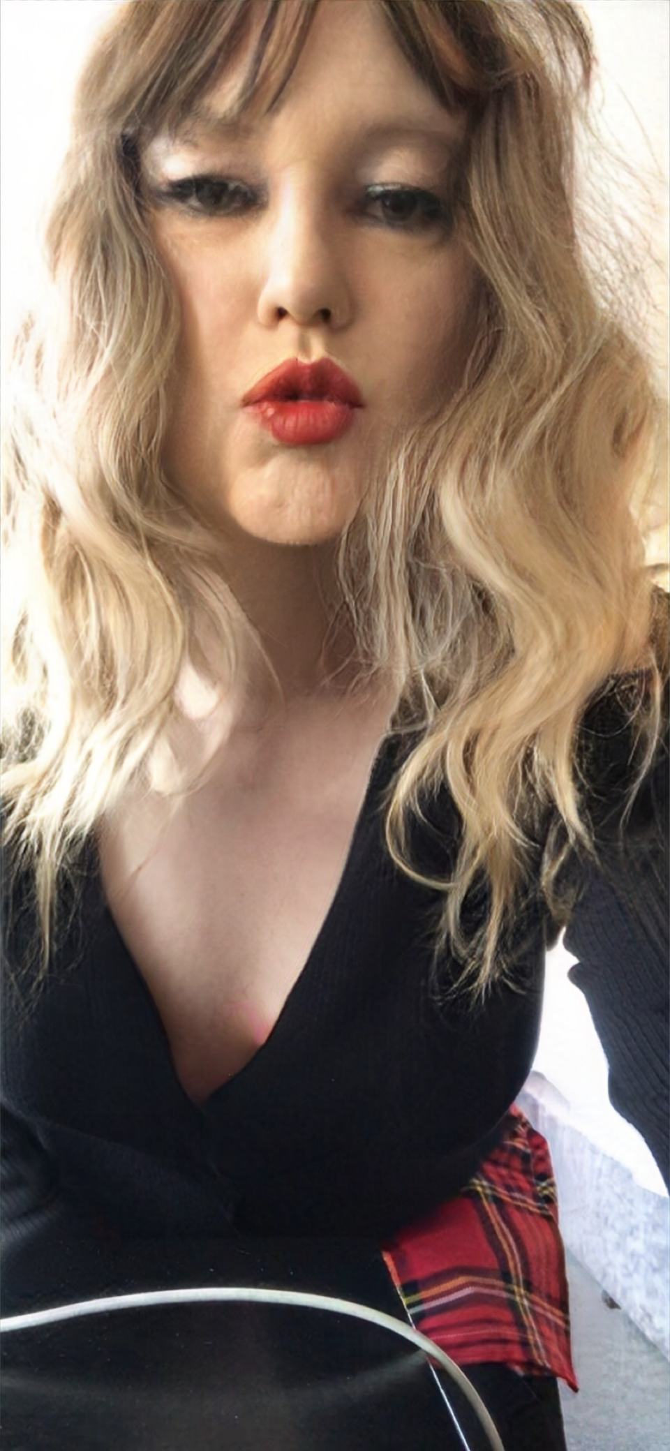 Download, make me your toy