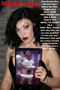 Exposing a small dick bitch