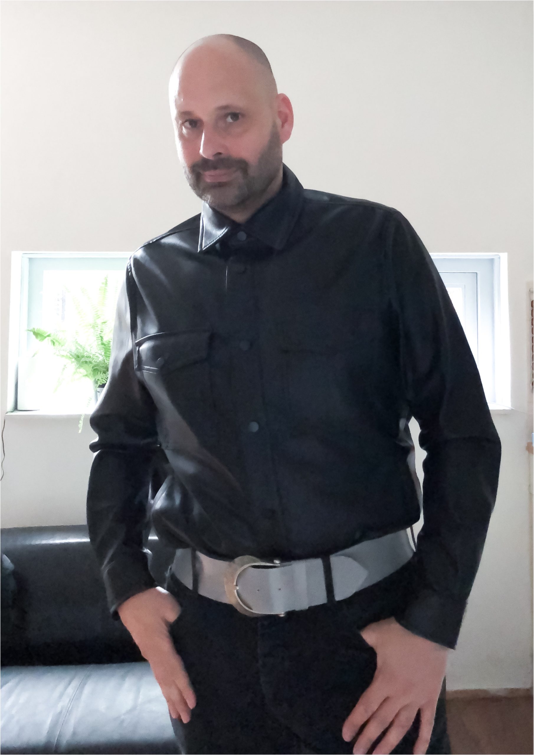 Exposed f*ggot  – New me