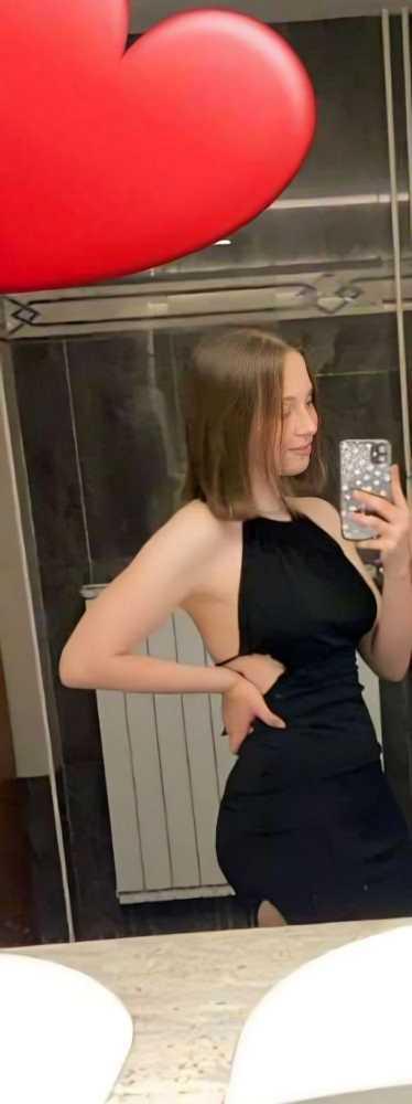EX Sara Barbič 24 Slovenian sl*t Risk (insta and snap)