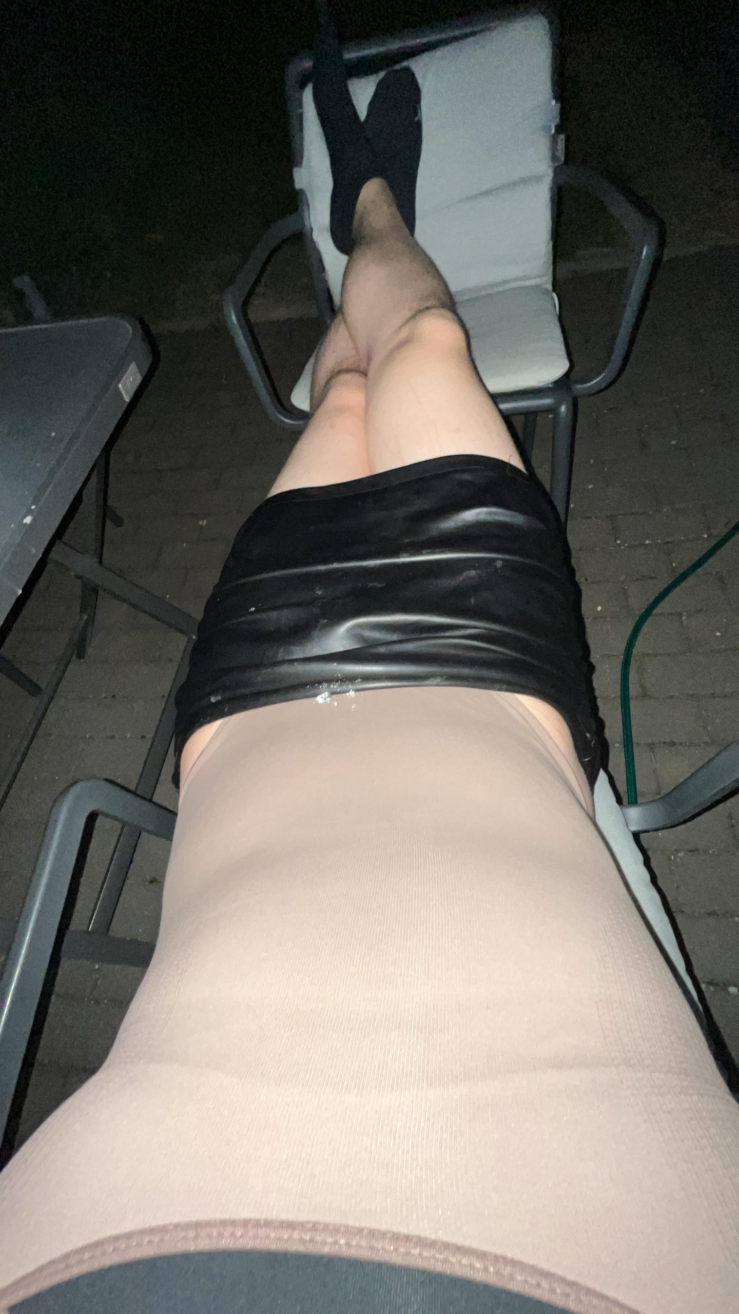 German 21 years, sissy sl*t, ready for full feminization und sl*t work ;)