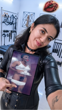 Please retweet this small dick bitch
