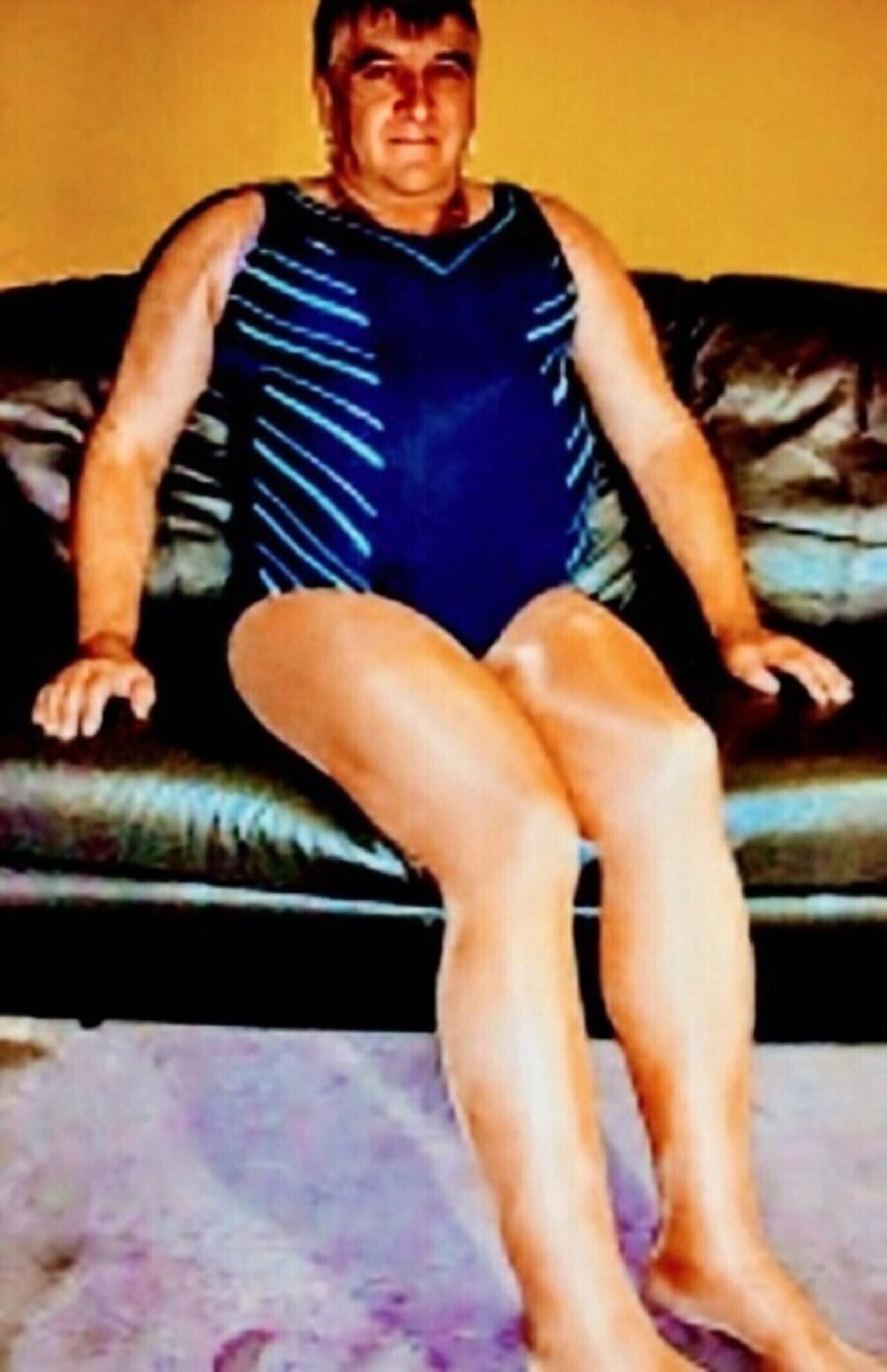 ~ Sissy Transe in Nylons pantyhose Strumpfhosen exposed