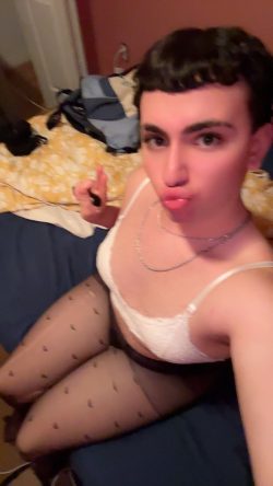 BubbleButtMona