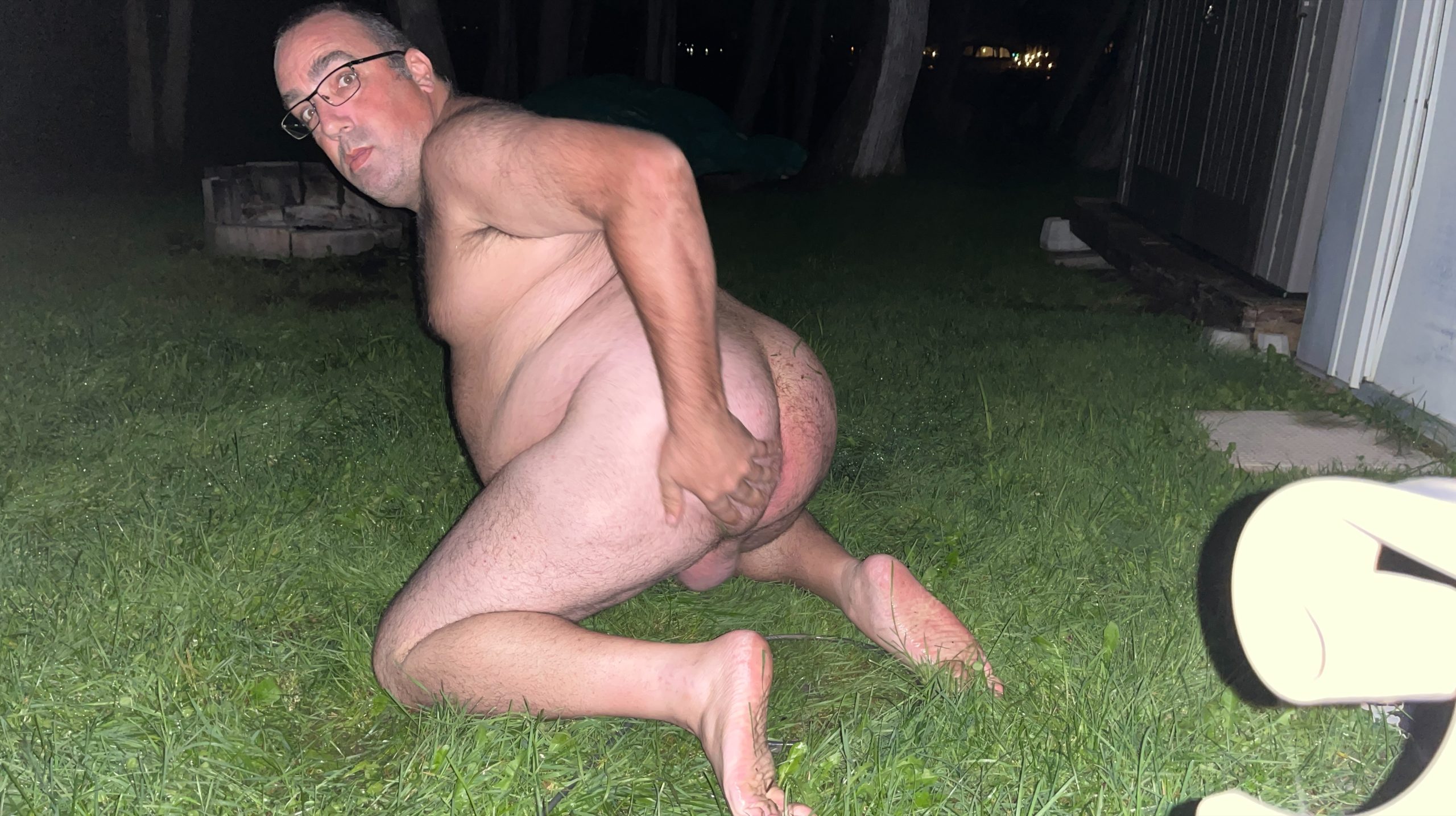 Fat Exhibtionist tg peterpigget