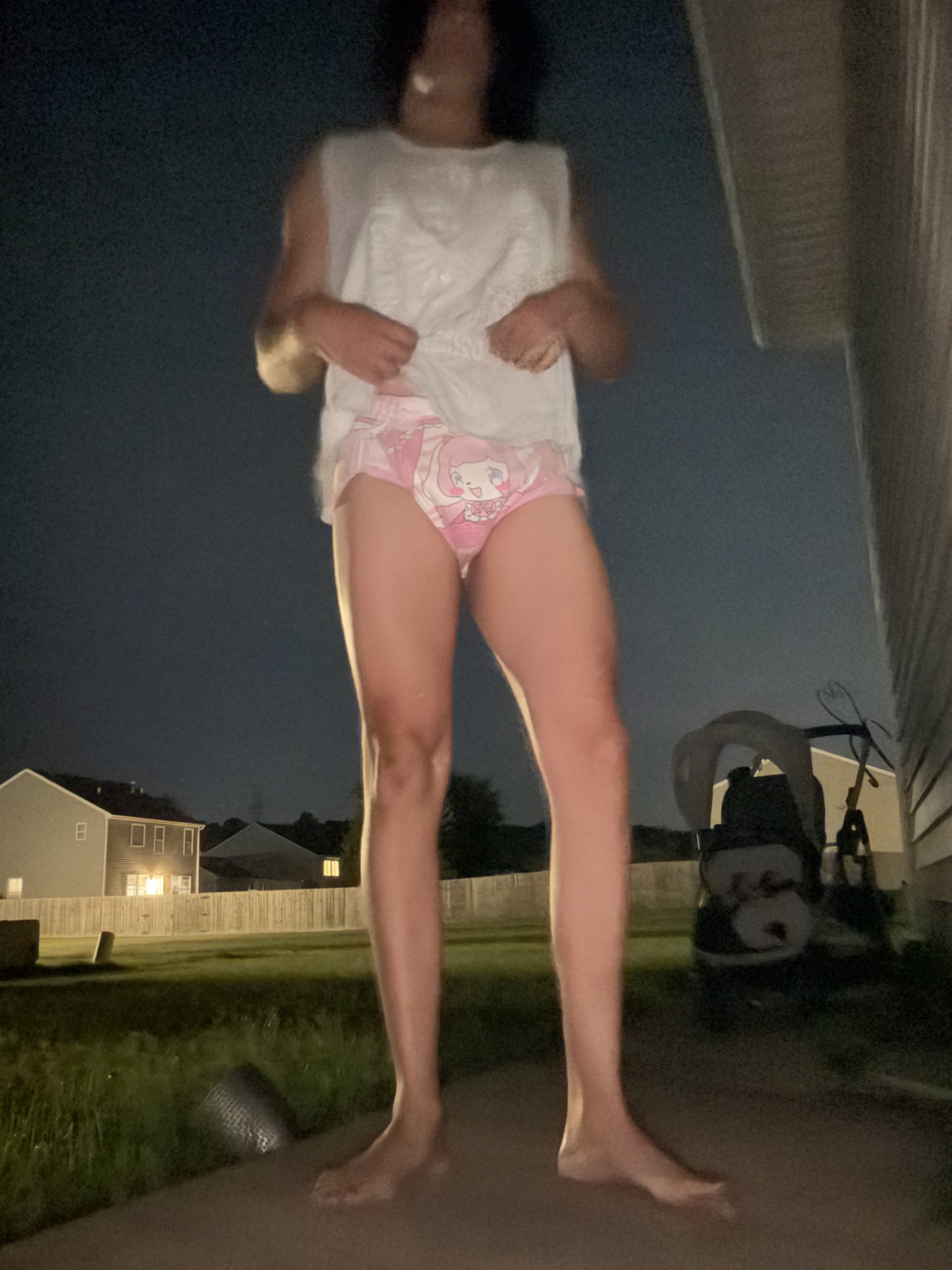 Sissy Phil – Diaper sissy comment extend!
