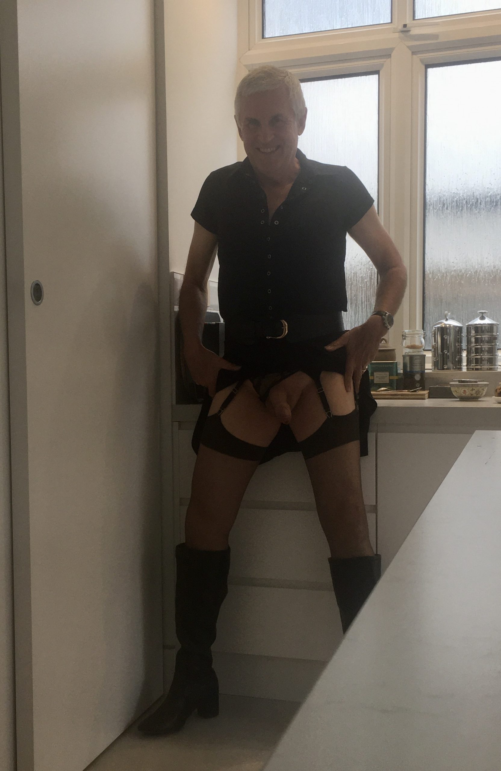 Crossdressing again