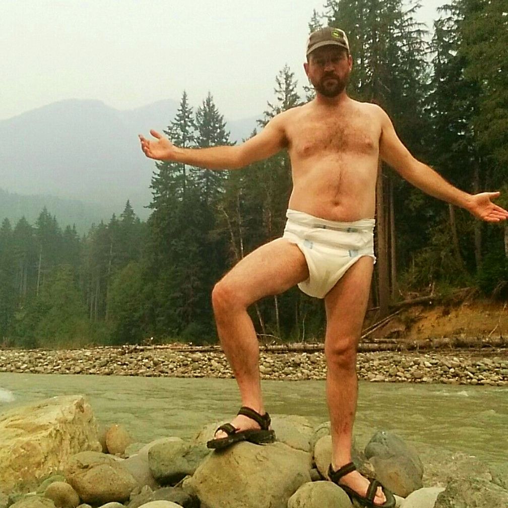 Kyle Blebjorn – Diaper f*g Outdoors